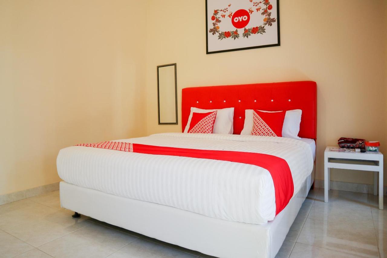 Oyo 2202 Delima Guest House Syariah Padang  Exterior foto