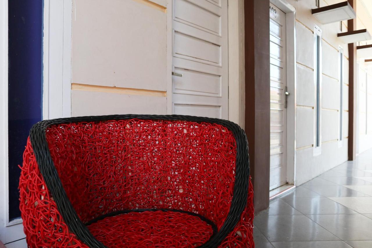 Oyo 2202 Delima Guest House Syariah Padang  Exterior foto